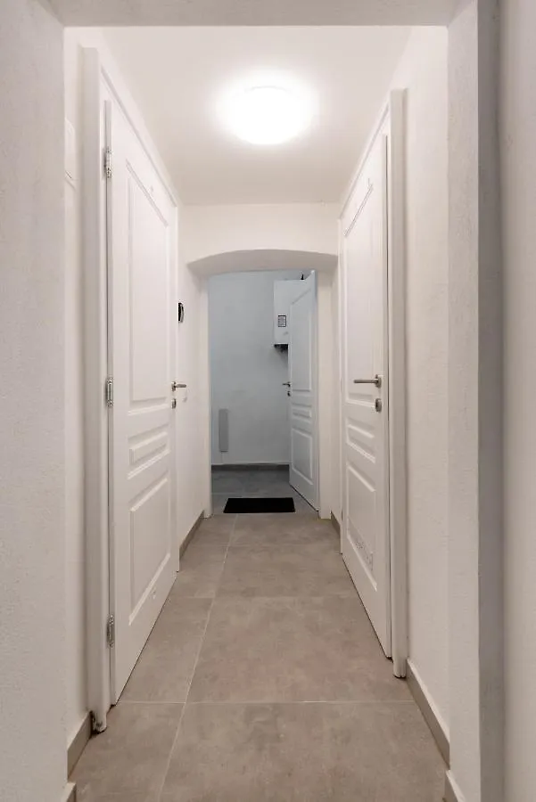 Apartment Edles Souterrain In Zentrumsnahe Vienna