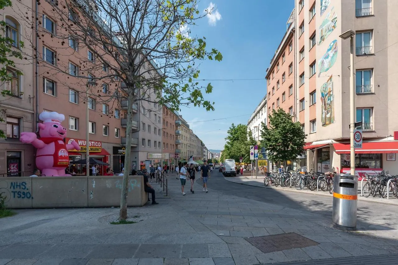 Edles Souterrain In Zentrumsnahe Vienna 0*,  Austria